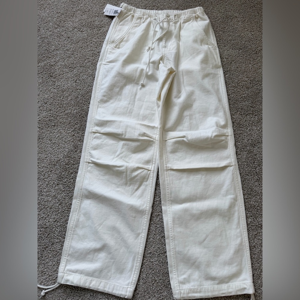 Tna Cache Cargo Pant in light birch NWT | size XS
